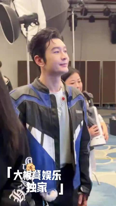 回国加速器资讯 海外华人必看!黄晓明刘耀文成团合照引爆期待,这些方法让你不错过任何精彩